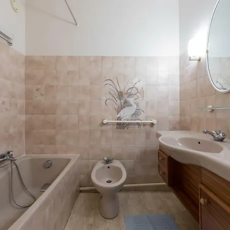 Apartment Centragence - Bosquet - With Spacious Terrace